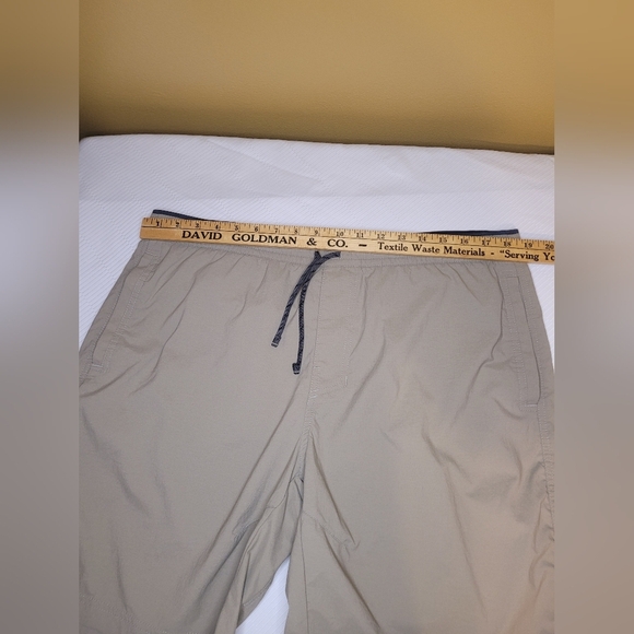 Men’s Kuhl Kruiser Nylon Hiking Drawstring Shorts sz XL - Picture 4 of 8